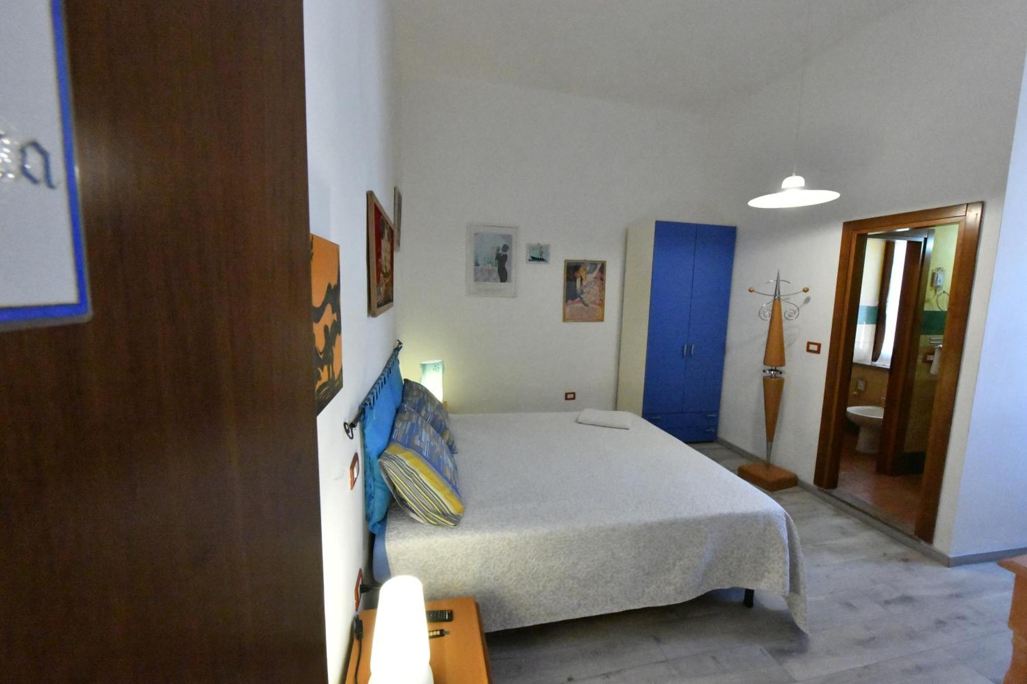 B&B Tredomus Tresnuraghes Buitenkant foto