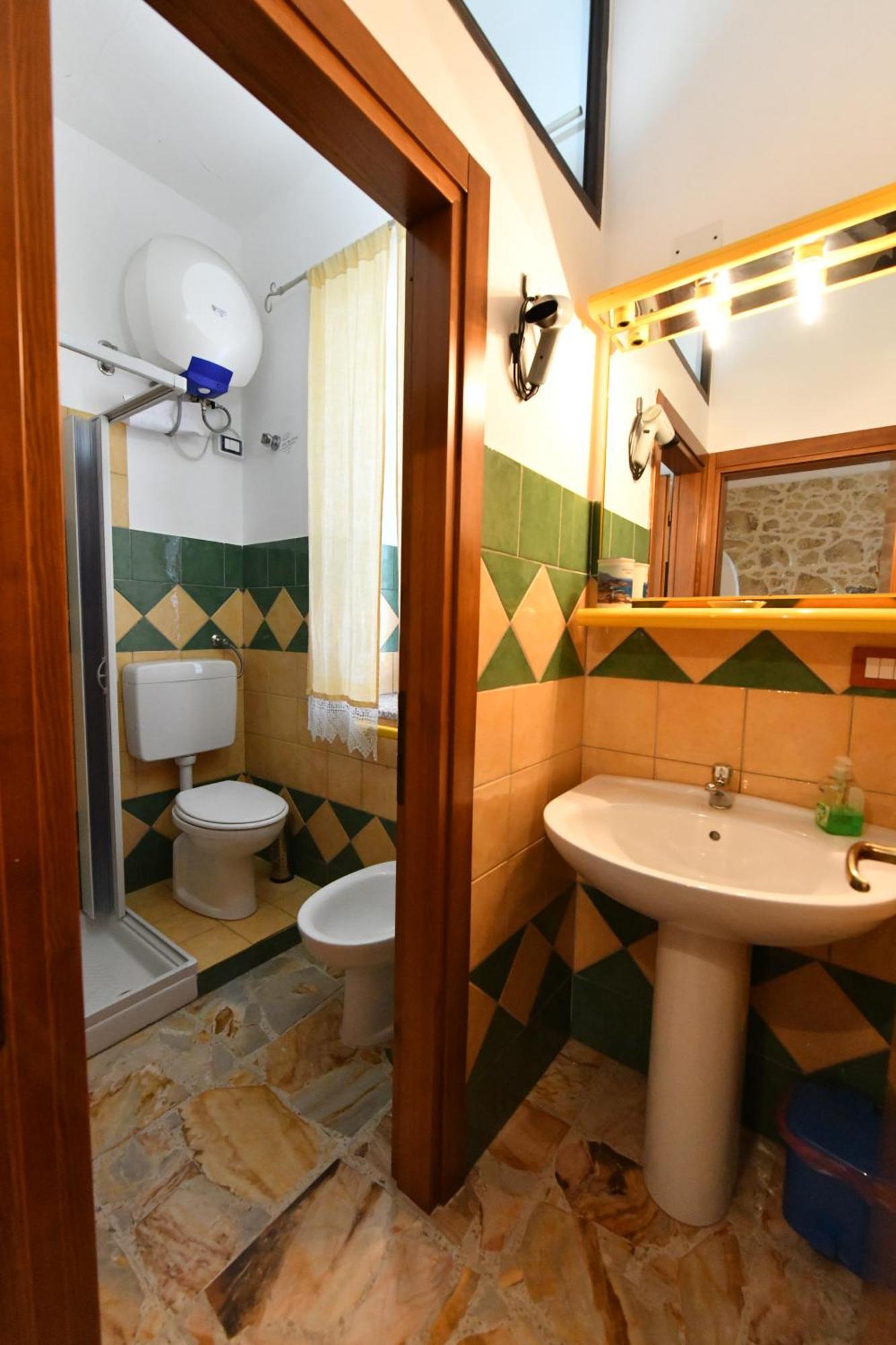 B&B Tredomus Tresnuraghes Buitenkant foto