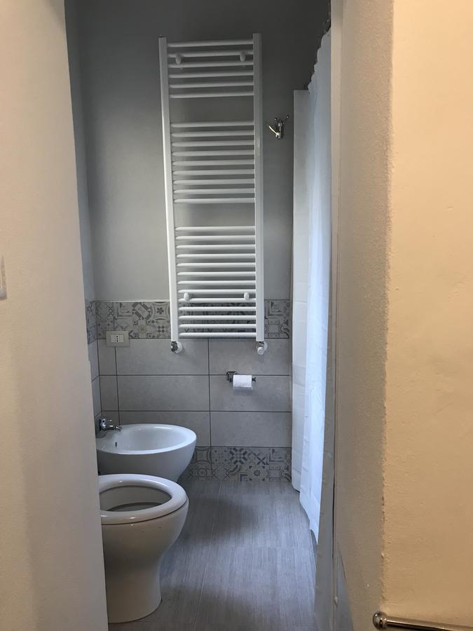 B&B Tredomus Tresnuraghes Buitenkant foto